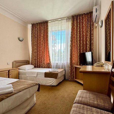 Hotel Zhambyl Taraz Exteriér fotografie