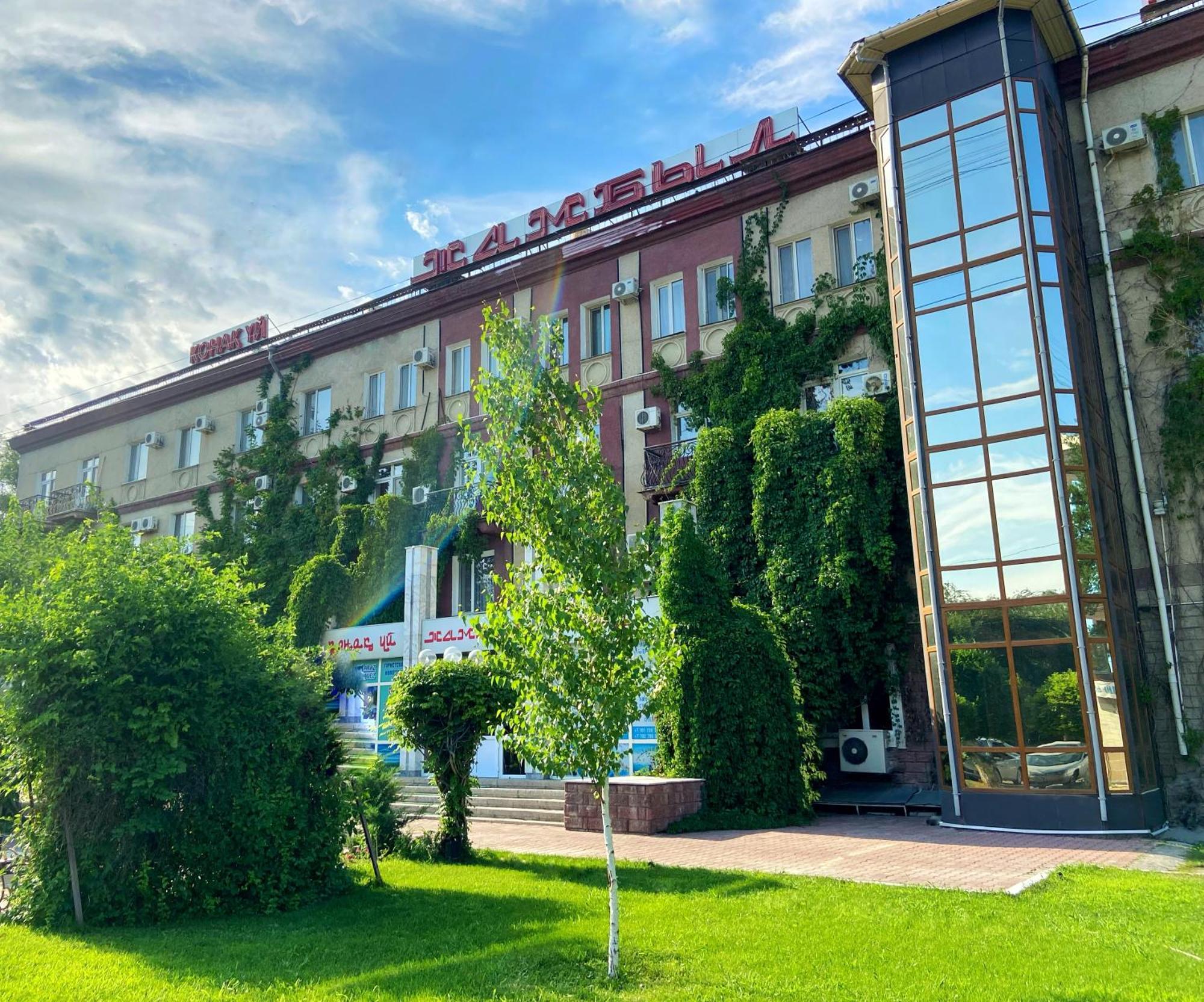 Hotel Zhambyl Taraz Exteriér fotografie
