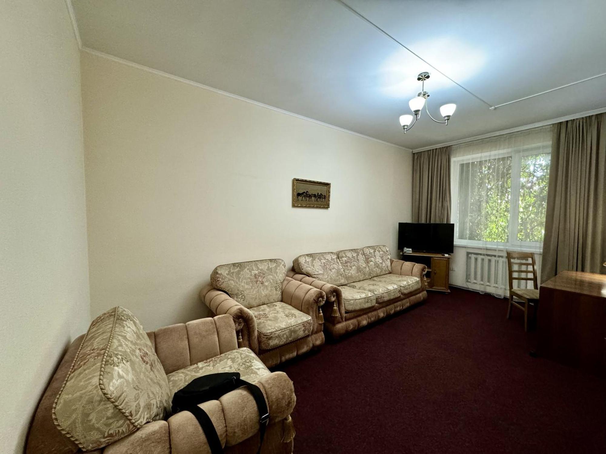 Hotel Zhambyl Taraz Exteriér fotografie