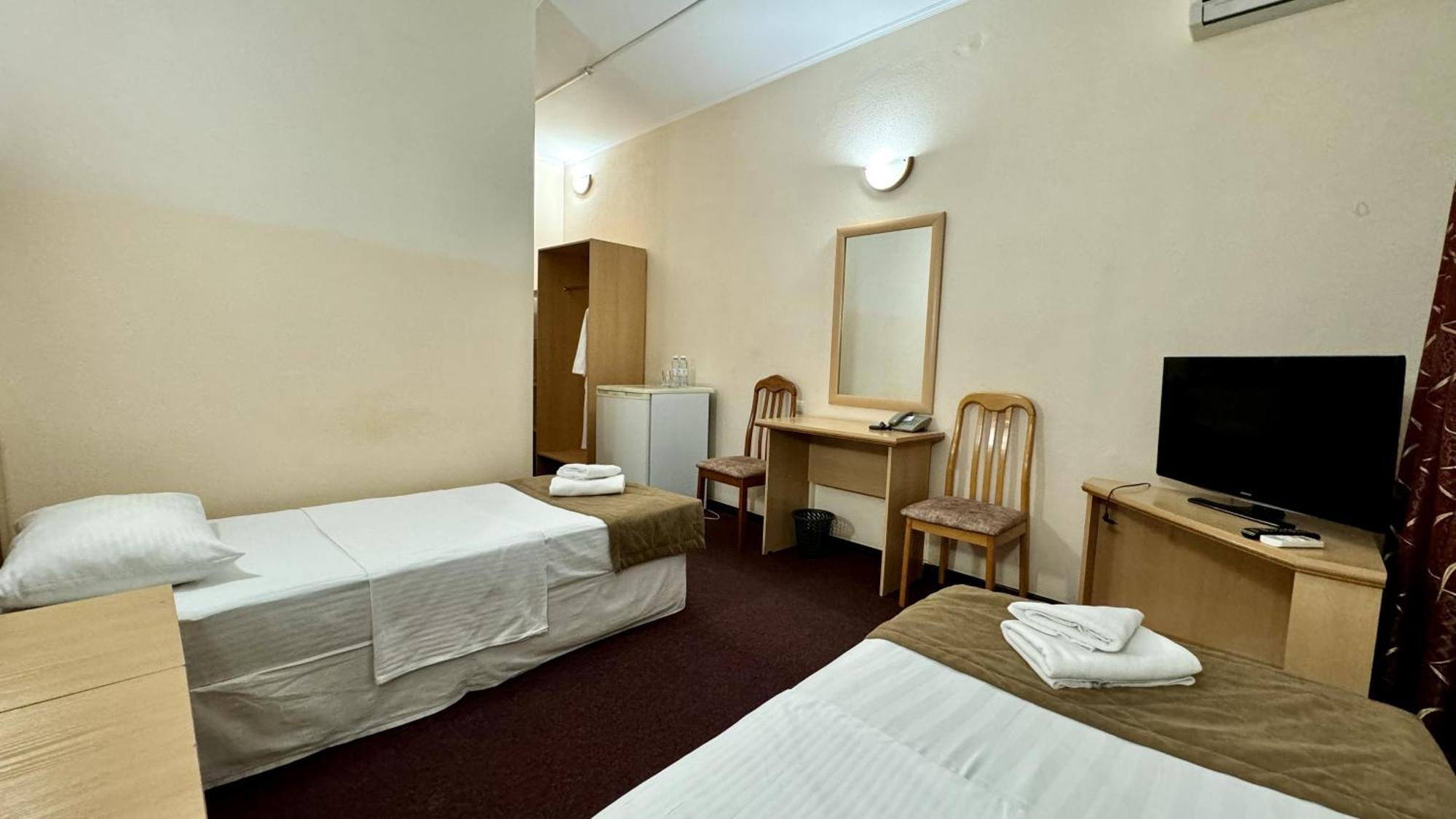 Hotel Zhambyl Taraz Exteriér fotografie