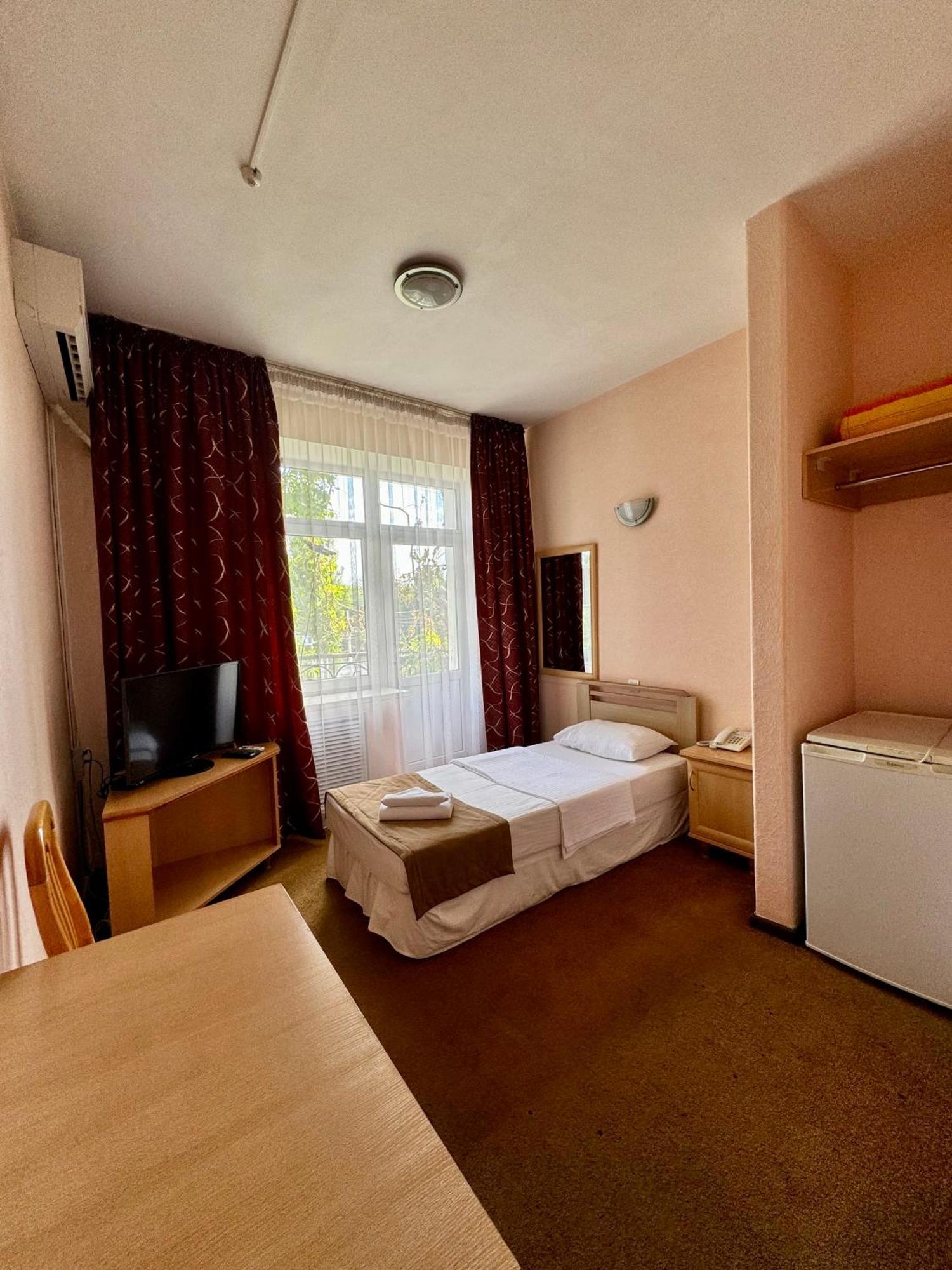 Hotel Zhambyl Taraz Exteriér fotografie