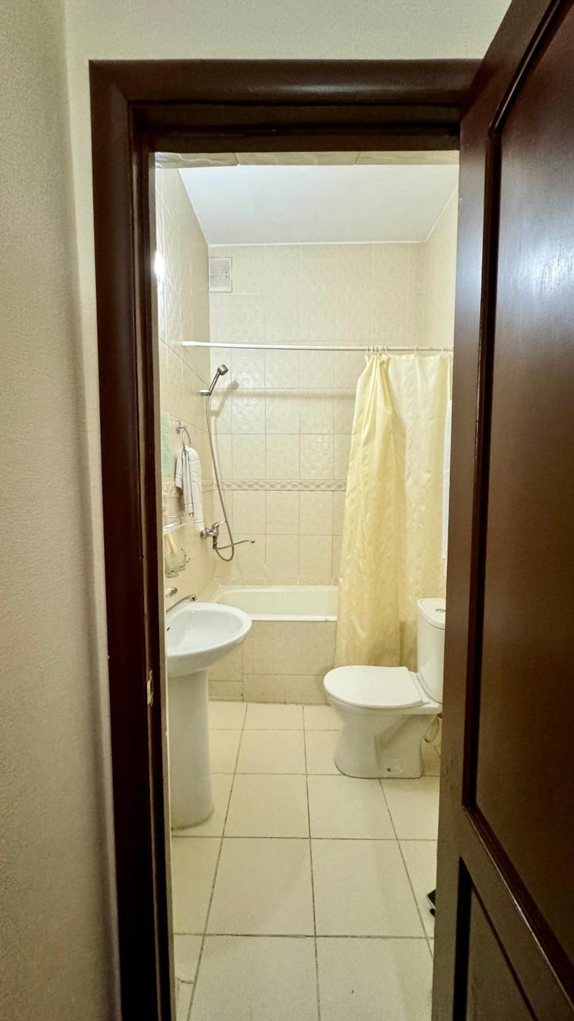 Hotel Zhambyl Taraz Exteriér fotografie